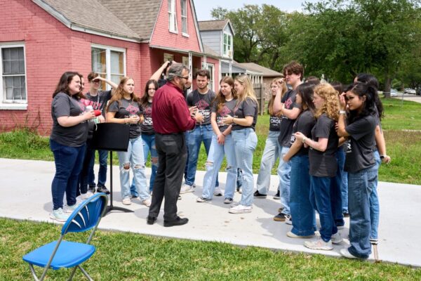 Habitat for Humanity home dedication - Laijas - Apr 16th - 6 Habitat for Humanity home dedication - Laijas - Apr 16th - 6